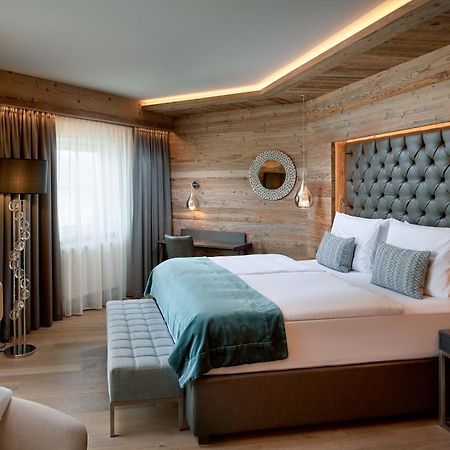 Wellness- & Sporthotel Jagdhof Röhrnbach Exteriör bild