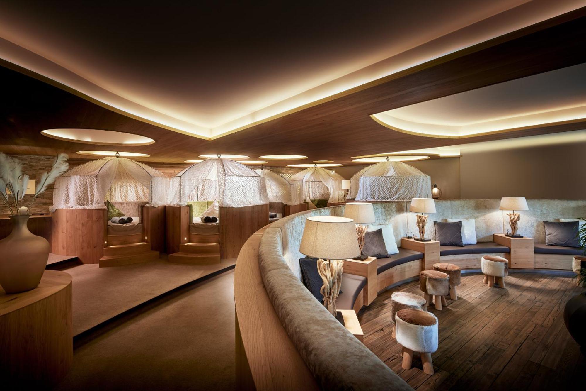 Wellness- & Sporthotel Jagdhof Röhrnbach Exteriör bild