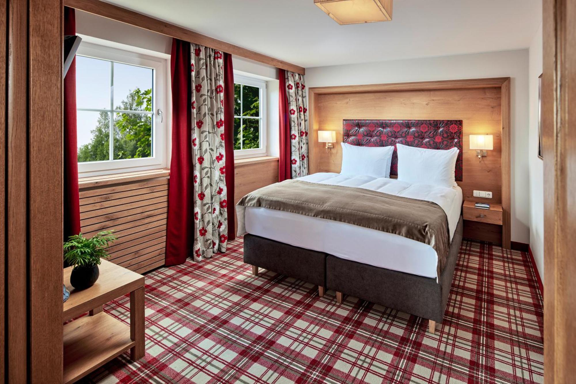 Wellness- & Sporthotel Jagdhof Röhrnbach Exteriör bild